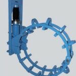 Heavy-duty external pipe centering with fixed hydraulic cylinder (10.0 t pressure force) for pipe connections in pipeline construction