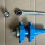Ratchet clamp for precise pipe connections in the external pipe centering system